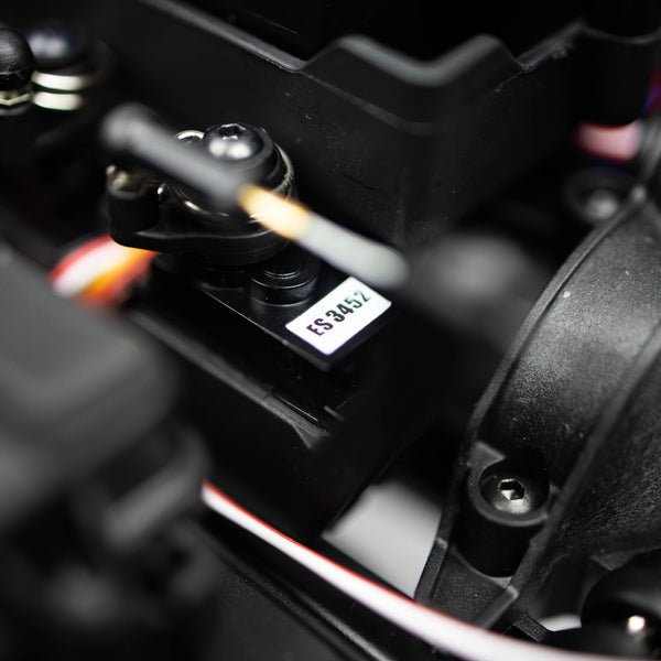 EMAX ES3452 Metal Gear Digital servo for use in TRX vehicles